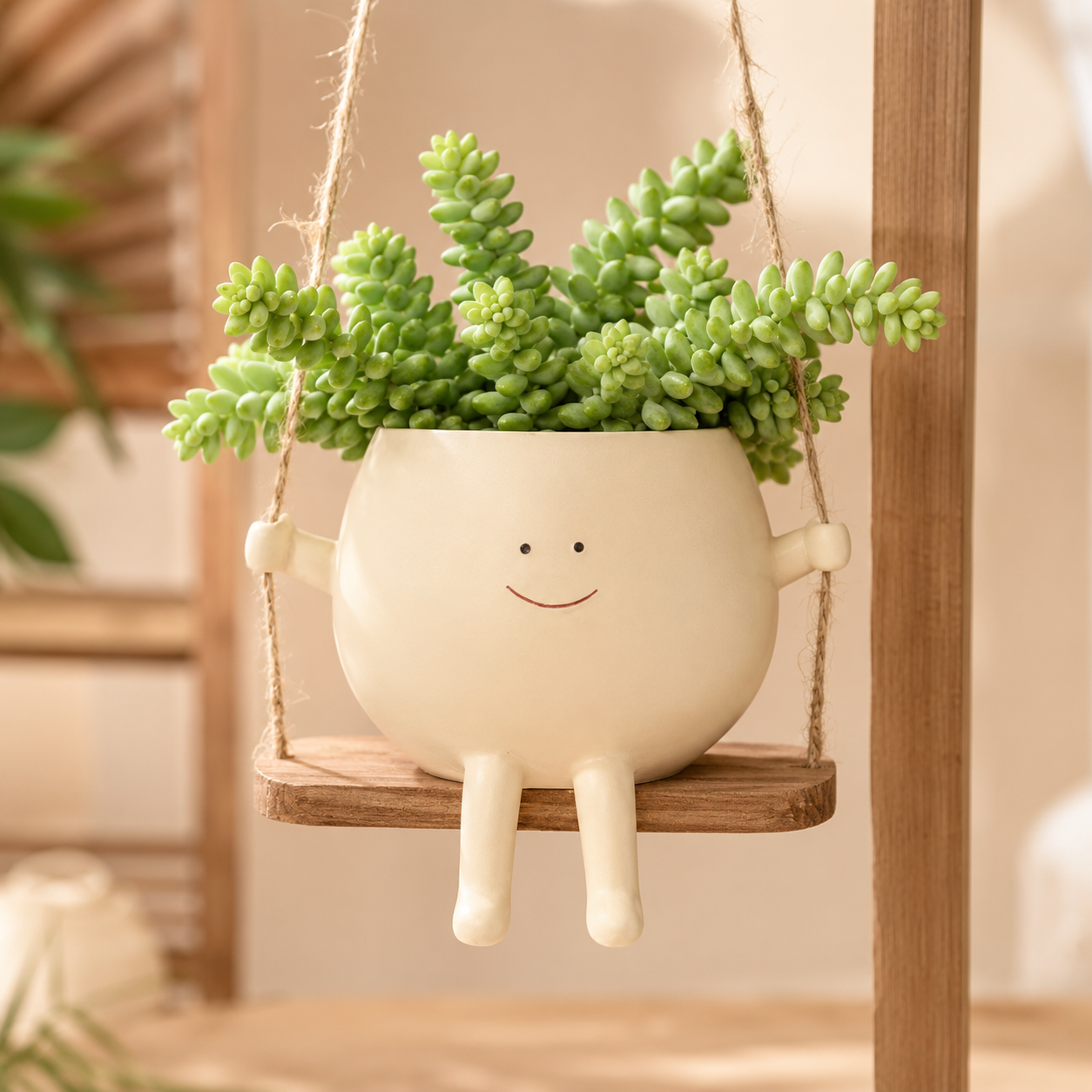 Averon PlantPal™ Smiling Swing Planter